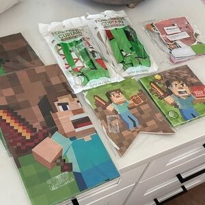Minecraft Game Character Party Decorations Kit - Banner & Foil Fringe